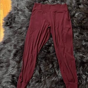 Lululemon Align Jogger’s Burgundy 8
